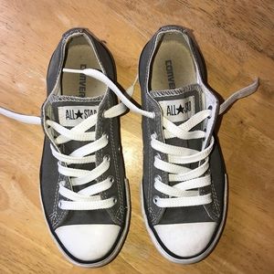 Size 1 Converse